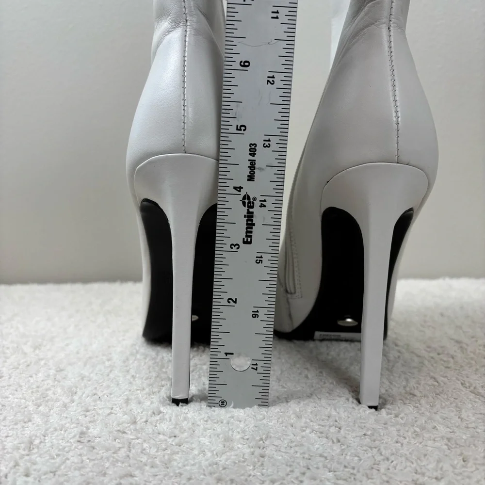 Tony Bianco Boots 7.5 White Capretto Freddie Leather‎ Side Zip Stiletto Ankle